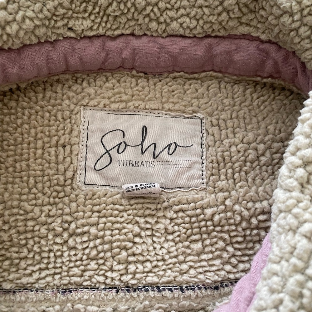 Soho Ladies Threads Jacket - Picture 3 of 6